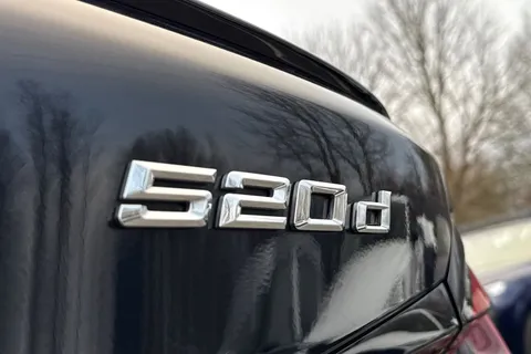 MH22JYE BMW 5 Series 2.0 520d MHT M Sport Steptronic Euro 6 (s/s) 4dr Thumbnail #29