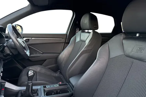 VO20EWK Audi Q3 35 TFSI S Line 5dr Thumbnail #17