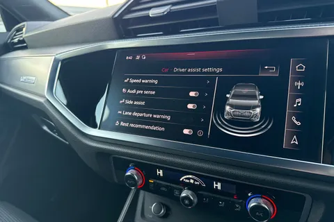 VO20EWK Audi Q3 35 TFSI S Line 5dr Thumbnail #41