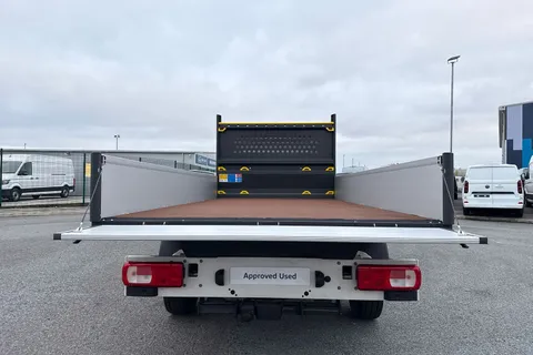 DC75AOE Volkswagen Crafter CR35 Single cab Dropside LWB 163 PS 2.0 TDI 6sp Manual RWD Thumbnail #7