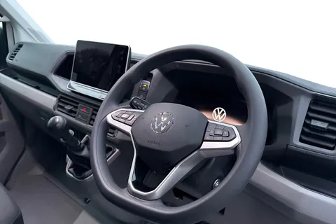 DC75AOE Volkswagen Crafter CR35 Single cab Dropside LWB 163 PS 2.0 TDI 6sp Manual RWD Thumbnail #14