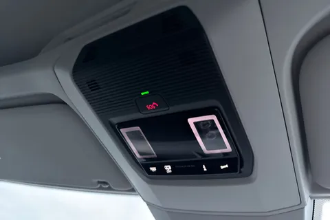 DC75AOE Volkswagen Crafter CR35 Single cab Dropside LWB 163 PS 2.0 TDI 6sp Manual RWD Thumbnail #41