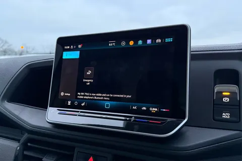 DC75AOE Volkswagen Crafter CR35 Single cab Dropside LWB 163 PS 2.0 TDI 6sp Manual RWD Thumbnail #45