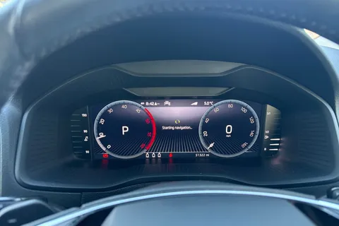 CX72OXV Škoda Karoq 2.0 TDI SE L 5dr DSG Thumbnail #31