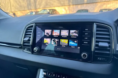 CX72OXV Škoda Karoq 2.0 TDI SE L 5dr DSG Thumbnail #36