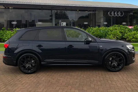 Audi Q7 3.0 TDI Quattro 231 Black Edition 5dr Tiptronic Thumbnail #4