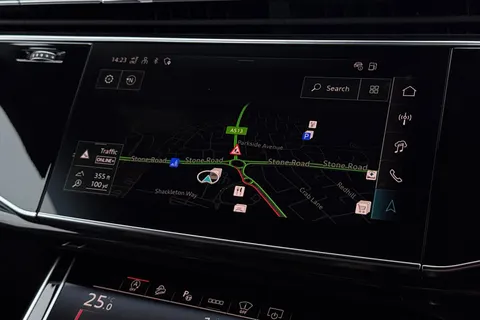 Audi Q7 3.0 TDI Quattro 231 Black Edition 5dr Tiptronic Thumbnail #17