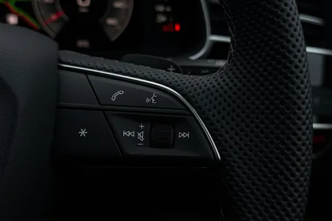 Audi Q7 3.0 TDI Quattro 231 Black Edition 5dr Tiptronic Thumbnail #39