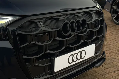 Audi Q7 3.0 TDI Quattro 231 Black Edition 5dr Tiptronic Thumbnail #56