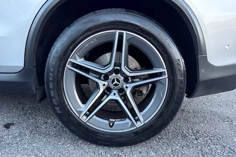 RV70WWK Mercedes-Benz Glc 2.0 GLC300 MHEV AMG Line Coupe G-Tronic+ 4MATIC Euro 6 (s/s) 5dr Thumbnail #12