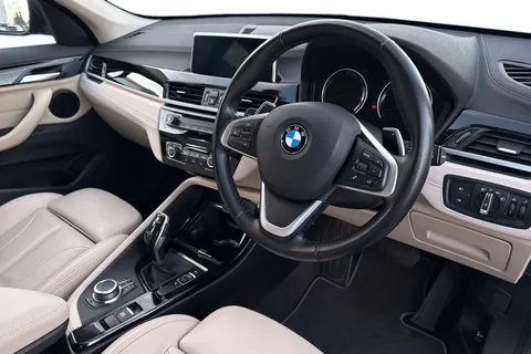 NL21YFJ BMW X1 2.0 18d xLine Auto sDrive Euro 6 (s/s) 5dr Thumbnail #15