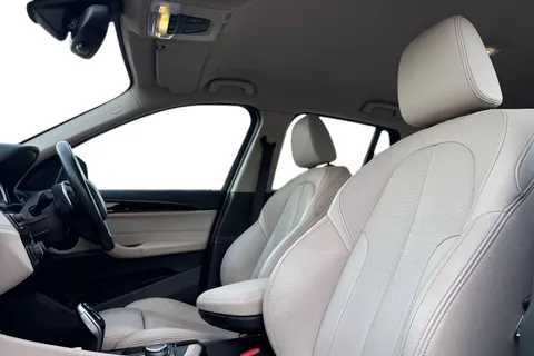 NL21YFJ BMW X1 2.0 18d xLine Auto sDrive Euro 6 (s/s) 5dr Thumbnail #17