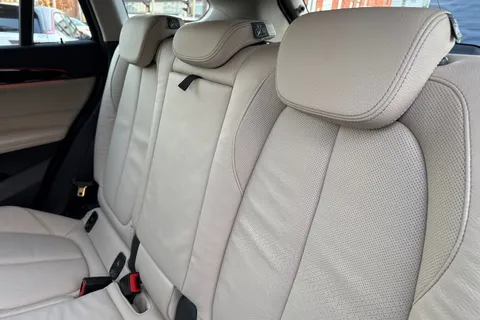 NL21YFJ BMW X1 2.0 18d xLine Auto sDrive Euro 6 (s/s) 5dr Thumbnail #20