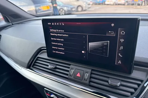 DF21LZG Audi Q5 45 TFSI Quattro S Line 5dr S Tronic Thumbnail #51