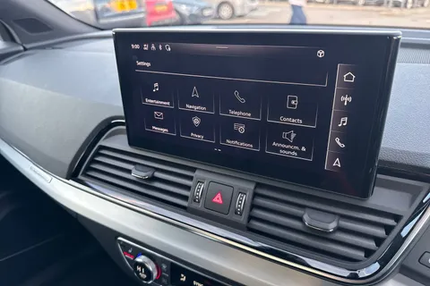 DF21LZG Audi Q5 45 TFSI Quattro S Line 5dr S Tronic Thumbnail #55