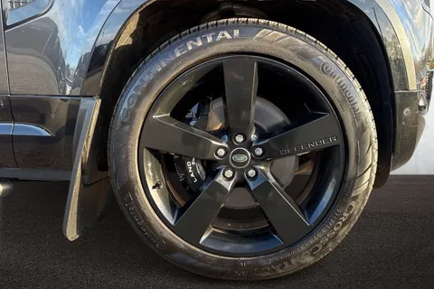 DH23LGW Land Rover Defender 110 5.0 P525 V8 SUV 5dr Petrol Auto 4WD Euro 6 (s/s) (525 ps) Thumbnail #8