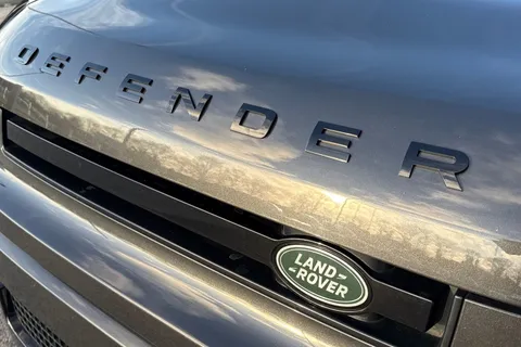 DH23LGW Land Rover Defender 110 5.0 P525 V8 SUV 5dr Petrol Auto 4WD Euro 6 (s/s) (525 ps) Thumbnail #29