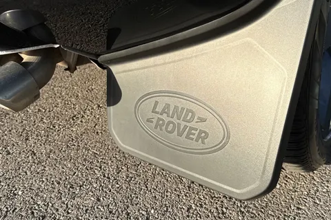 DH23LGW Land Rover Defender 110 5.0 P525 V8 SUV 5dr Petrol Auto 4WD Euro 6 (s/s) (525 ps) Thumbnail #44