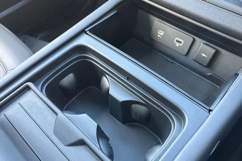 DH23LGW Land Rover Defender 110 5.0 P525 V8 SUV 5dr Petrol Auto 4WD Euro 6 (s/s) (525 ps) Thumbnail #49