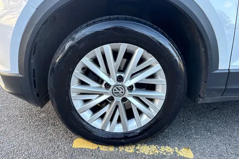 RK19VHW Volkswagen T-Roc 1.6 TDI S 5dr Thumbnail #23