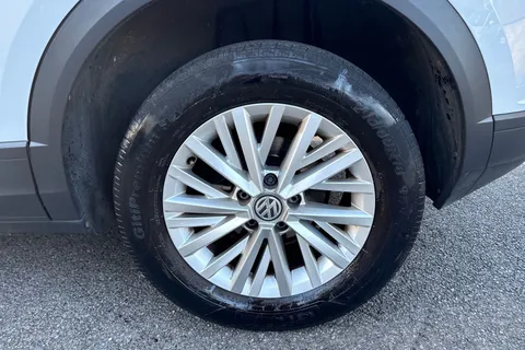 RK19VHW Volkswagen T-Roc 1.6 TDI S 5dr Thumbnail #24