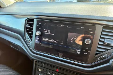 RK19VHW Volkswagen T-Roc 1.6 TDI S 5dr Thumbnail #31