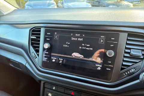 RK19VHW Volkswagen T-Roc 1.6 TDI S 5dr Thumbnail #32