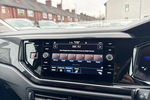 GD74OEN Volkswagen Polo 1.0 TSI Match 5dr DSG Thumbnail #35