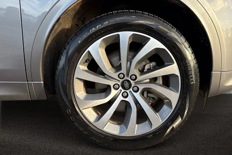 DX71LJC Land Rover Discovery Sport 2.0 D200 MHEV R-Dynamic HSE Auto 4WD Euro 6 (s/s) 5dr Thumbnail #9