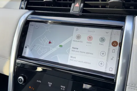 DX71LJC Land Rover Discovery Sport 2.0 D200 MHEV R-Dynamic HSE Auto 4WD Euro 6 (s/s) 5dr Thumbnail #12