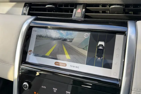 DX71LJC Land Rover Discovery Sport 2.0 D200 MHEV R-Dynamic HSE Auto 4WD Euro 6 (s/s) 5dr Thumbnail #13