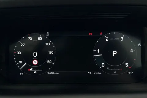 DX71LJC Land Rover Discovery Sport 2.0 D200 MHEV R-Dynamic HSE Auto 4WD Euro 6 (s/s) 5dr Thumbnail #17