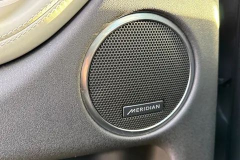 DX71LJC Land Rover Discovery Sport 2.0 D200 MHEV R-Dynamic HSE Auto 4WD Euro 6 (s/s) 5dr Thumbnail #25