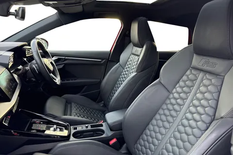 PY73BHK Audi RS 3 RS 3 TFSI Quattro Vorsprung 5dr S Tronic Thumbnail #17