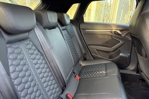 PY73BHK Audi RS 3 RS 3 TFSI Quattro Vorsprung 5dr S Tronic Thumbnail #20