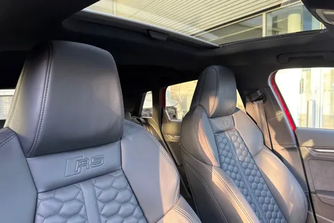 PY73BHK Audi RS 3 RS 3 TFSI Quattro Vorsprung 5dr S Tronic Thumbnail #25