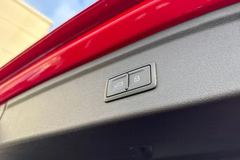 PY73BHK Audi RS 3 RS 3 TFSI Quattro Vorsprung 5dr S Tronic Thumbnail #37