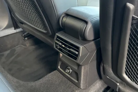 PY73BHK Audi RS 3 RS 3 TFSI Quattro Vorsprung 5dr S Tronic Thumbnail #40