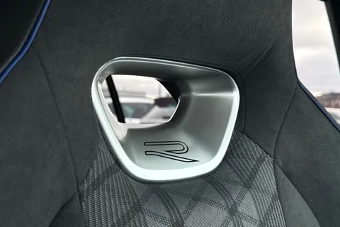 KJ24TJU Volkswagen Tiguan 2.0 TDI R-Line 5dr DSG Thumbnail #35