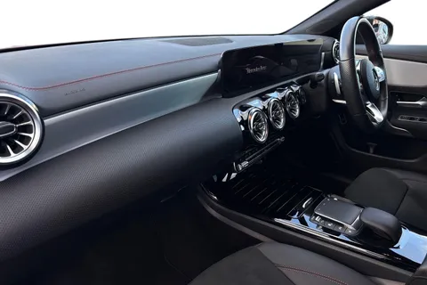 KM23CNK Mercedes-Benz Cla Class 1.3 CLA200 AMG Line (Executive) Coupe 7G-DCT Euro 6 (s/s) 4dr Thumbnail #15