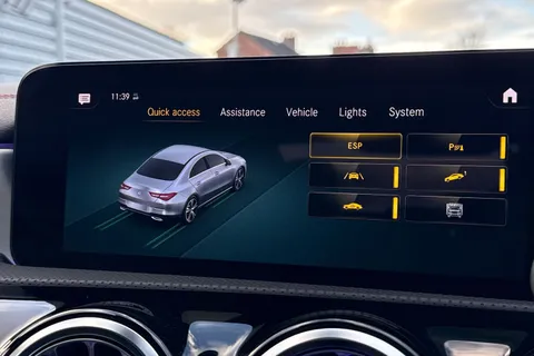 KM23CNK Mercedes-Benz Cla Class 1.3 CLA200 AMG Line (Executive) Coupe 7G-DCT Euro 6 (s/s) 4dr Thumbnail #41