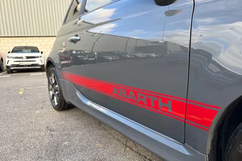 BN17UPV Abarth 595 1.4 T-Jet 145 3dr Thumbnail #27