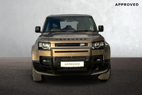 BA72GWX Land Rover Defender 110 3.0 D300 MHEV X-Dynamic HSE SUV 5dr Diesel Auto 4WD Euro 6 (s/s) (300 ps) Thumbnail #7