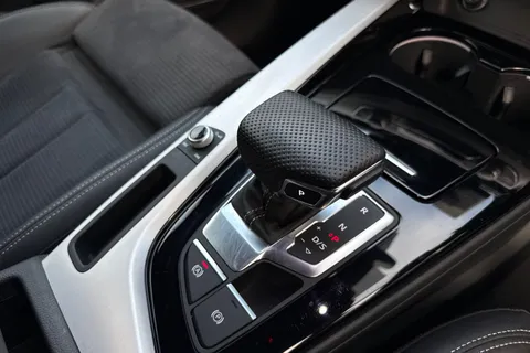 PY23AUK Audi A4 S line 35 TFSI  150 PS S tronic Thumbnail #24