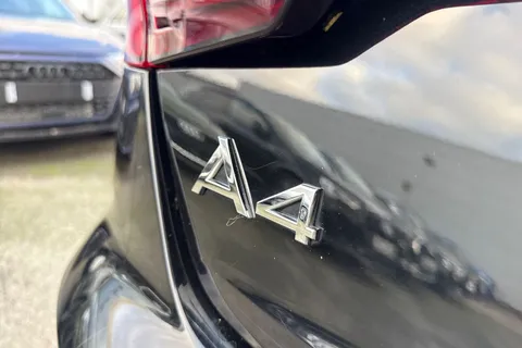 PY23AUK Audi A4 S line 35 TFSI  150 PS S tronic Thumbnail #28