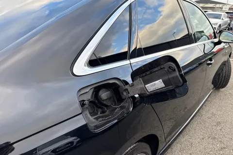 PY23AUK Audi A4 S line 35 TFSI  150 PS S tronic Thumbnail #31