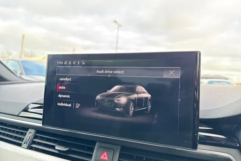 PY23AUK Audi A4 S line 35 TFSI  150 PS S tronic Thumbnail #59