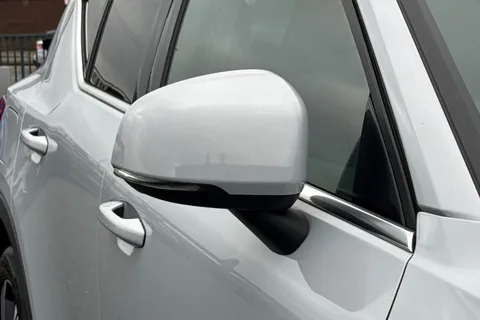 YP71EGX Volvo Xc40 1.5 T4 Recharge PHEV Inscription 5dr Auto Thumbnail #12