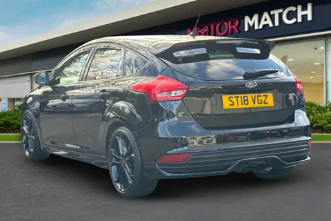 ST18VGZ Ford Focus 2.0T EcoBoost ST-2 Navigation 5dr Thumbnail #2