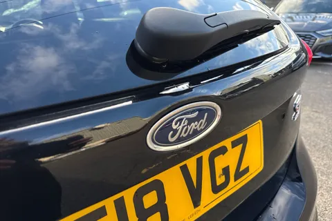 ST18VGZ Ford Focus 2.0T EcoBoost ST-2 Navigation 5dr Thumbnail #26